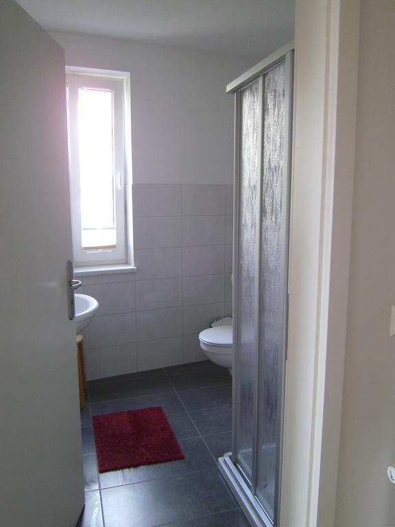Altstadt Ferienwohnung Stralsund Mit Parkplatz חדר תמונה