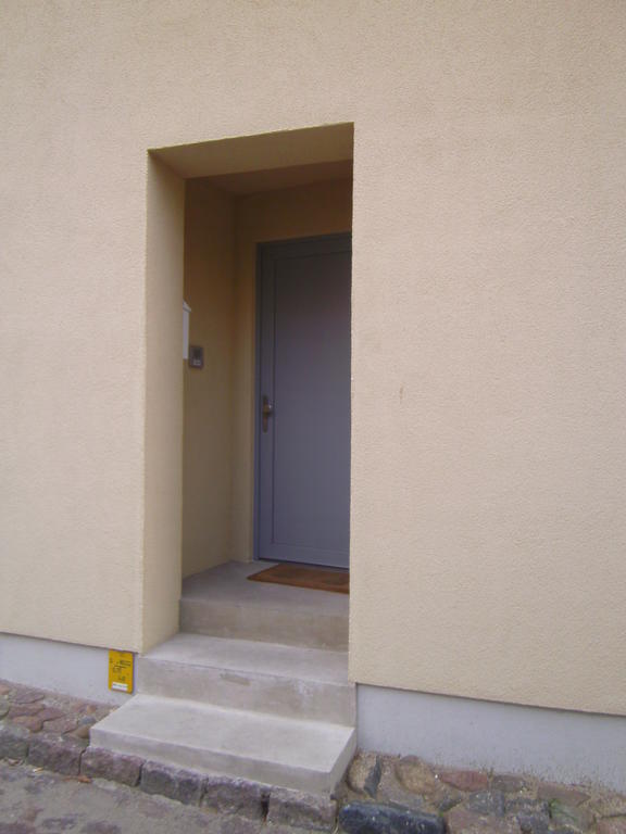 Altstadt Ferienwohnung Stralsund Mit Parkplatz מראה חיצוני תמונה